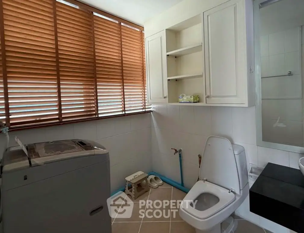 Screenshot 2569-03-11 at 21.38.22.jpg