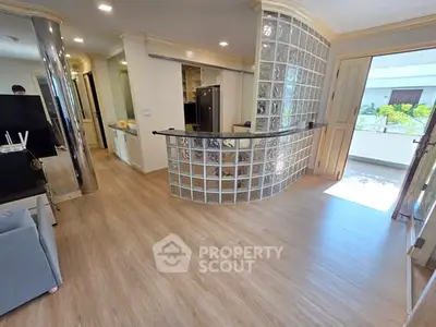 image_rental-31738645