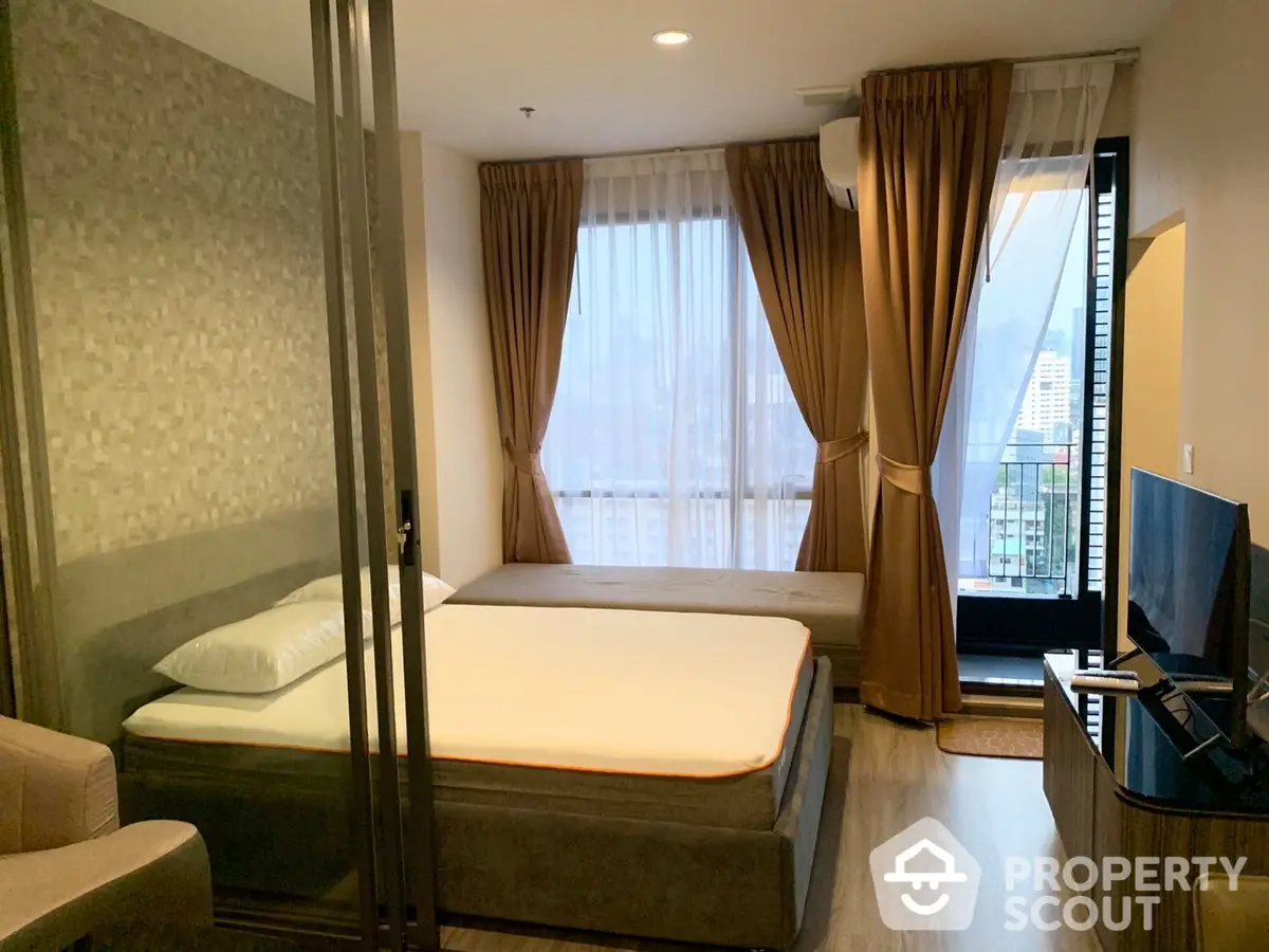 Fully Furnished 1 Bedroom Condo at Ideo Mobi Rangnam-1