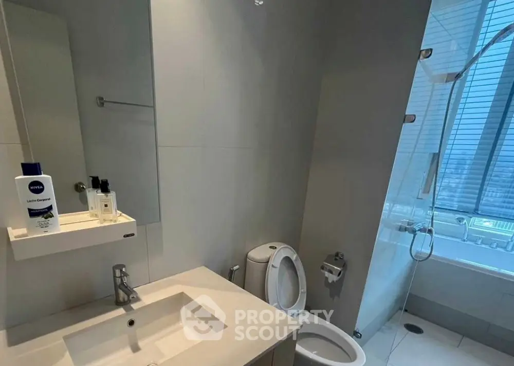 Screenshot 2569-03-25 at 23.05.23.jpg