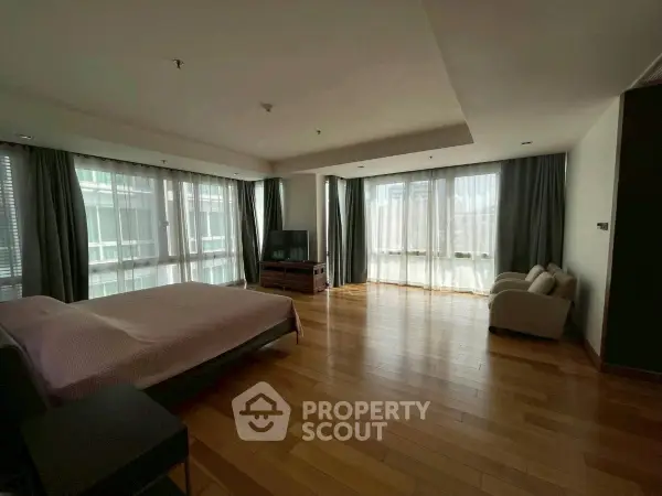 image_rental-29727973