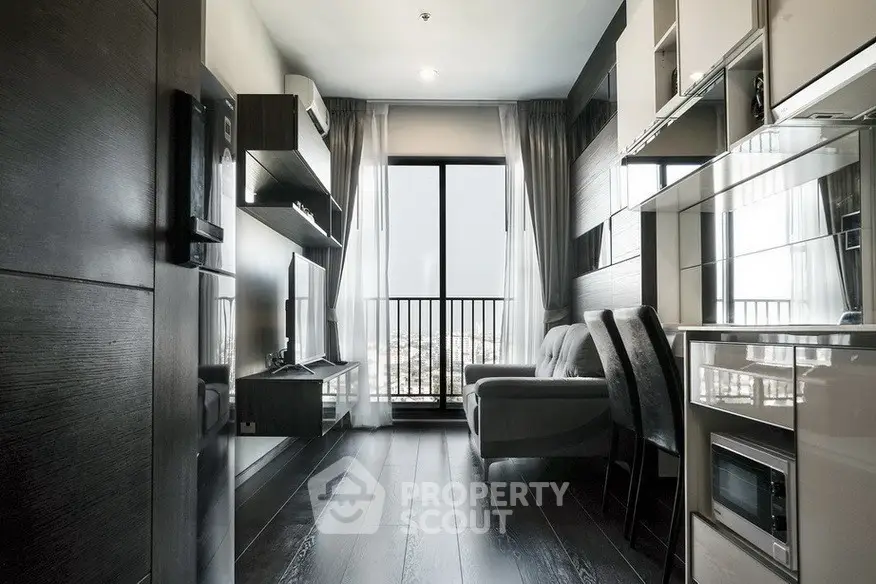  1 Bedroom Condo at C Ekkamai Livingroom