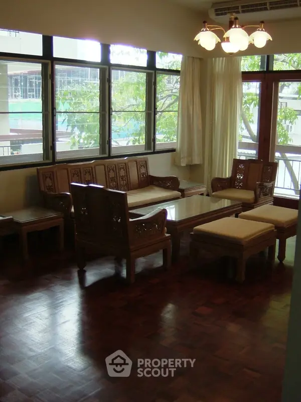 image_rental-31631667