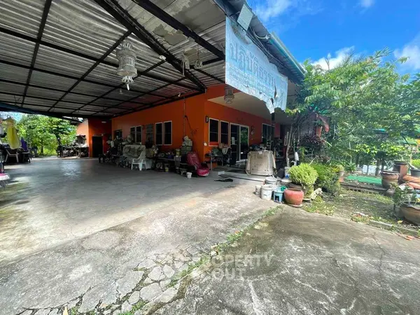 image_rental-13633961