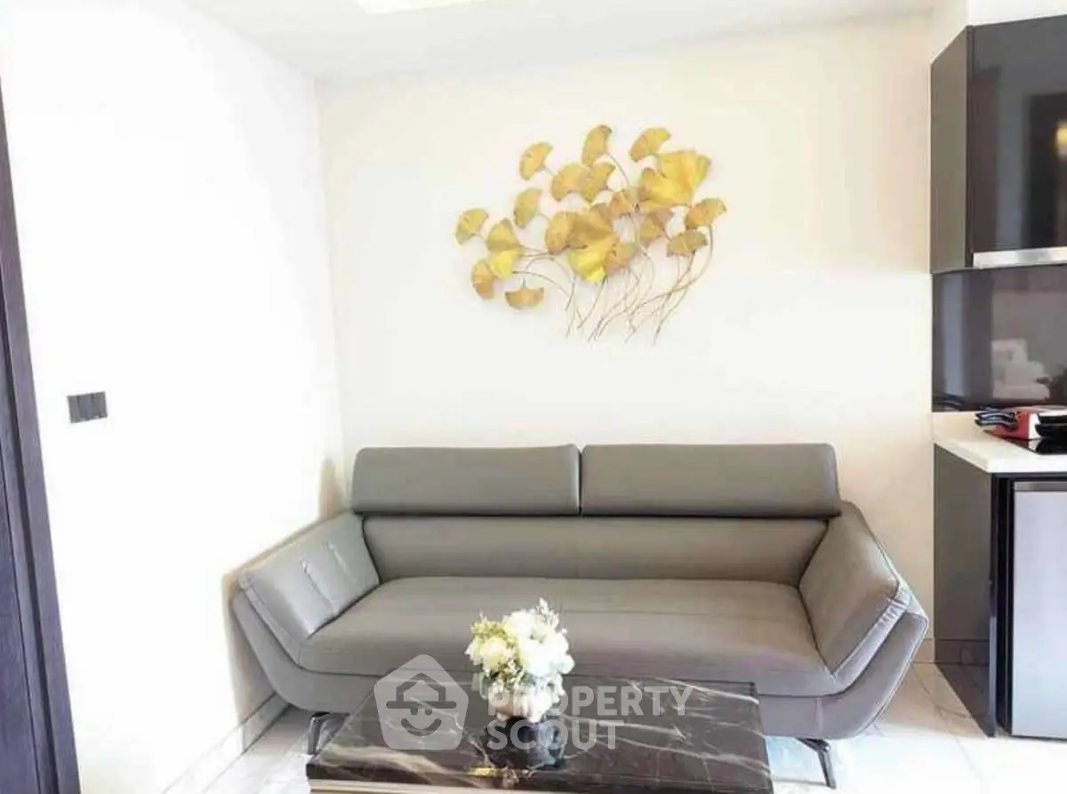 Screenshot 2568-11-17 at 21.57.53.jpg