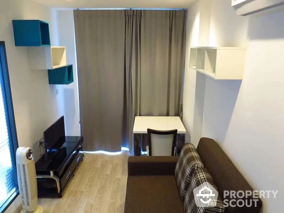 Fully Furnished 1 Bedroom Condo at Ideo Mobi Sathron-1
