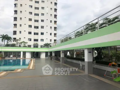  2 Bedrooms Condo -5