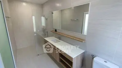 Modern bathroom with sleek design and spacious layout
