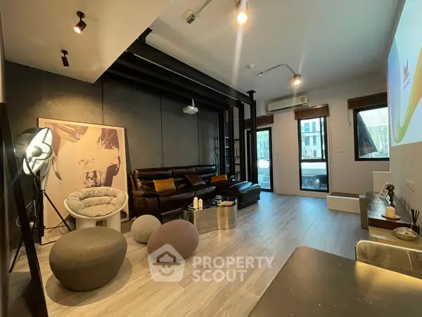 image_rental-30994350