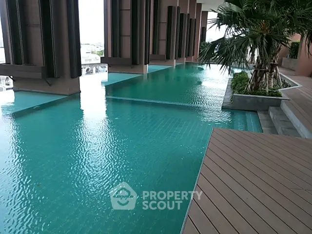 Luxurious rooftop infinity pool with stunning city views and modern design.