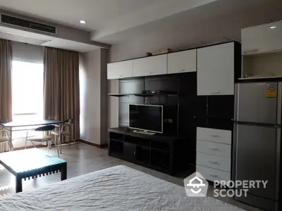  2 Bedrooms Condo at The Trendy Condominium-3