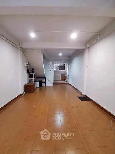 image_rental-27804825