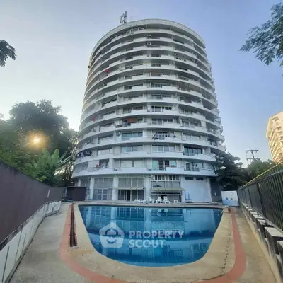 image_rental-31627213