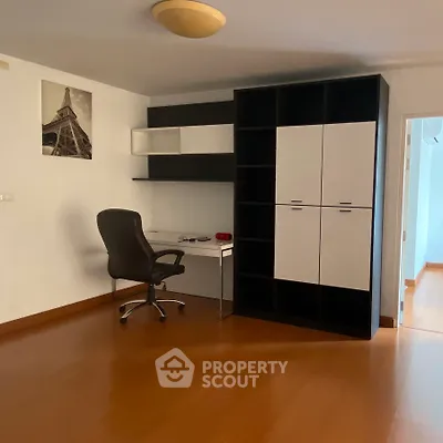 1 Bedroom Condo at Sathorn Plus On The Pond Condominium-3