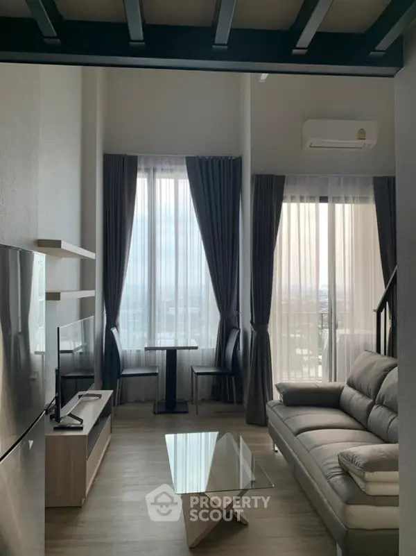 image_rental-7438565