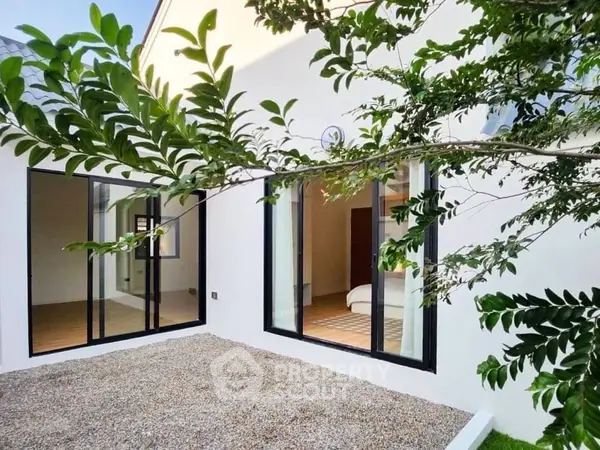 image_rental-17396773