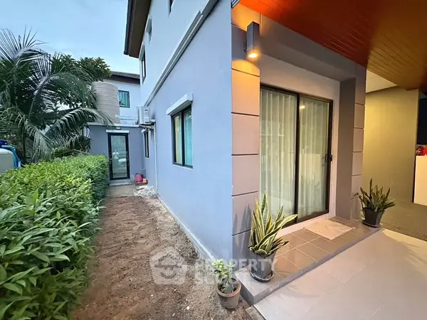 image_rental-27667723