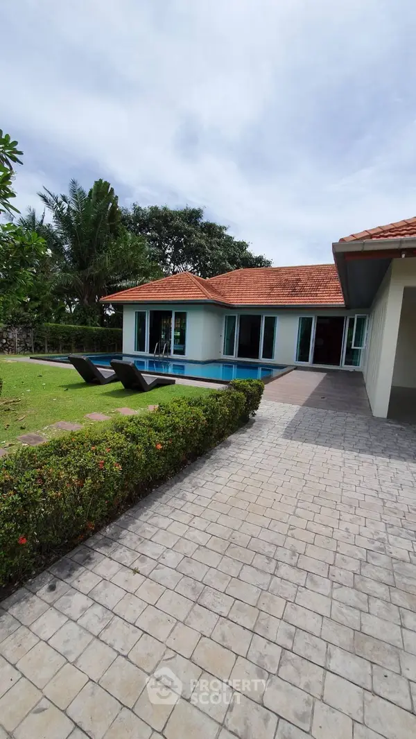 image_rental-17241552