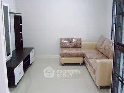 image_rental-8737609