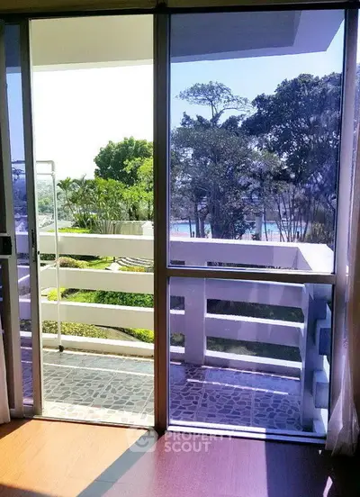  1 Bedroom Condo at Evergreen View Tower-3