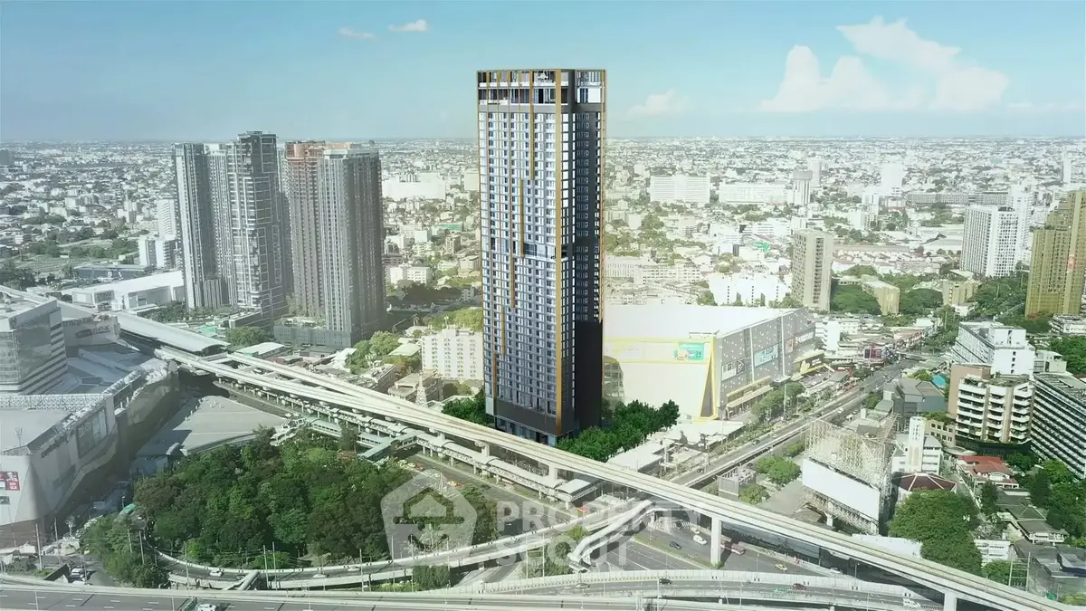 Stunning high-rise building with panoramic city views and modern architecture.