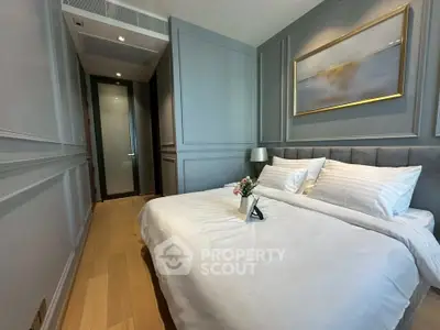 Luxurious bedroom with elegant decor and cozy ambiance, perfect for relaxation.