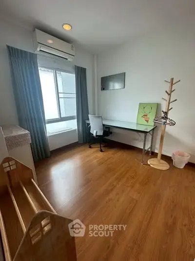 image_rental-26909286