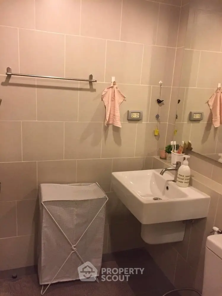  1 Bedroom Condo at The Base Rama 9 Ramkhamhaeng-1