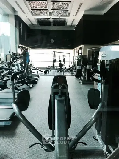  1 Bedroom Condo at Circle Condominium-2