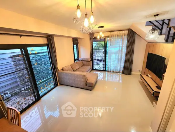 image_rental-13718230