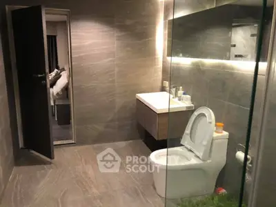 Fully Furnished 1 Bedroom Condo at State Tower Silom-5