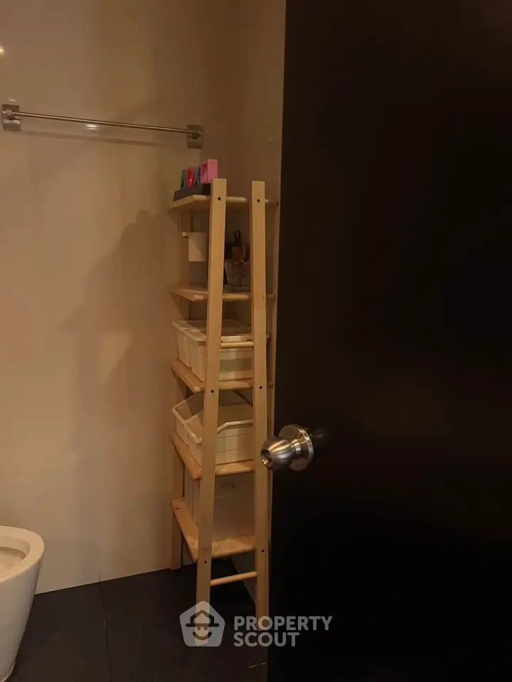 Cozy bathroom with modern shelving and sleek design