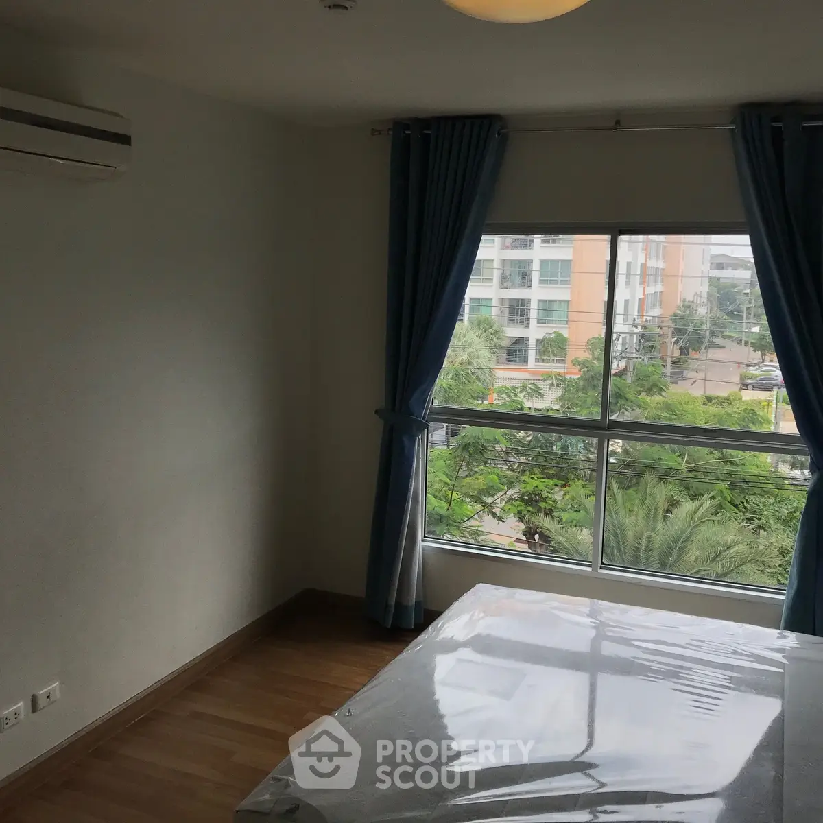  1 Bedroom Condo -1