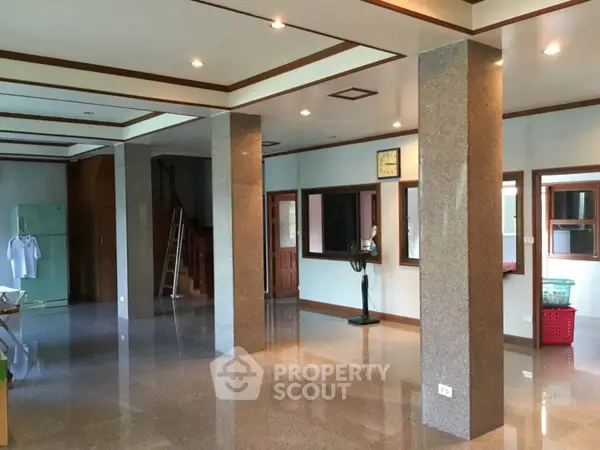 image_rental-14505346