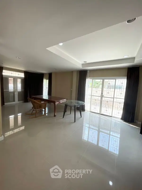 image_rental-27176791