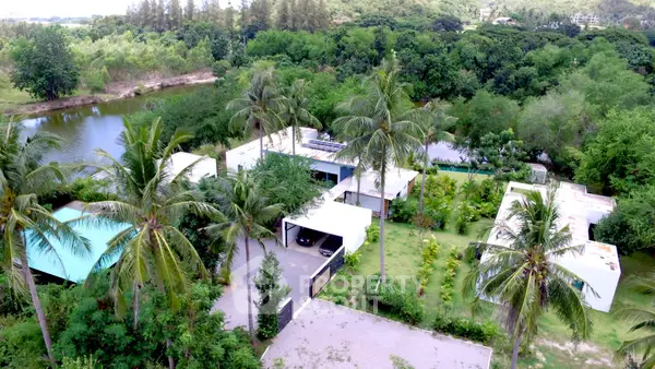 image_rental-29400171