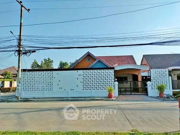 Charming suburban house with unique facade and spacious driveway