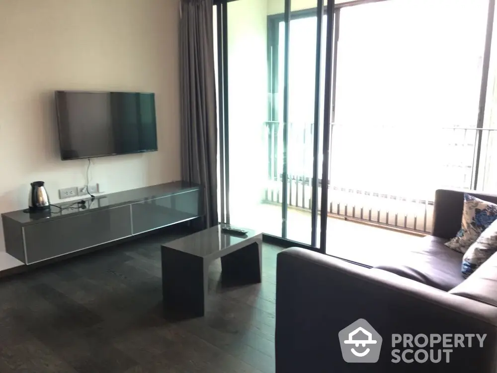  2 Bedrooms Condo at Ideo Q Siam Ratchathewi-1