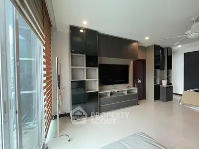 image_rental-30772772