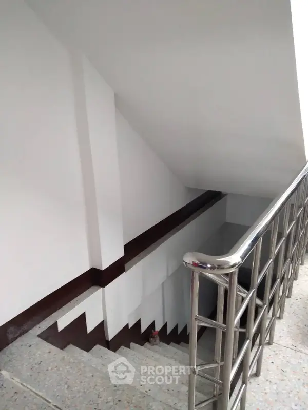 image_rental-7468502