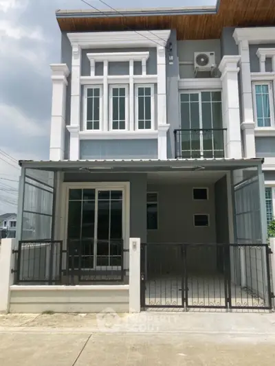 image_rental-27732873