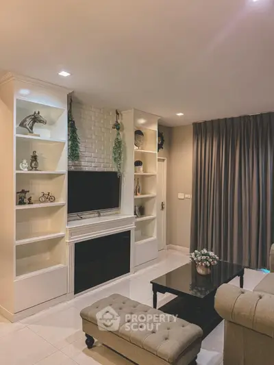 image_rental-28072114