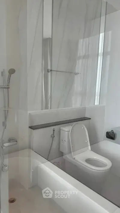 Modern bathroom with sleek design and elegant fixtures