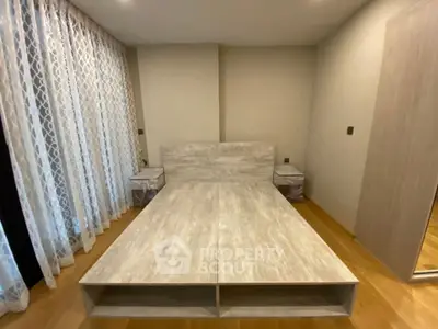 Fully Furnished 1 Bedroom Condo at Na Vara Residence-3
