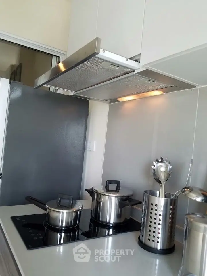  1 Bedroom Condo at Centric Huai Khwang Station-1
