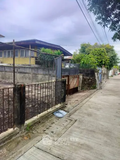 Vacant lot with potential for development in a residential neighborhood