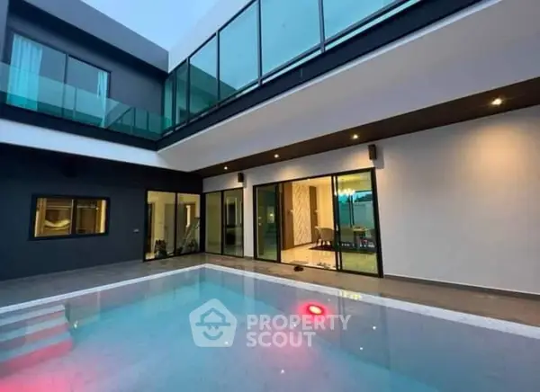 image_rental-10254289