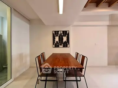 image_rental-30403203