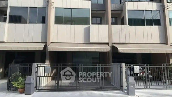 image_rental-29735003