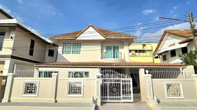 image_rental-29195776